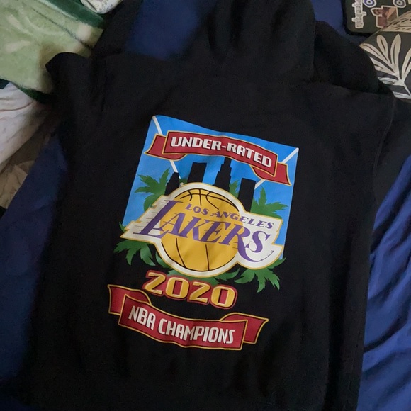 Los Angeles Vs Everybody Hoodie - Picture 2 of 2